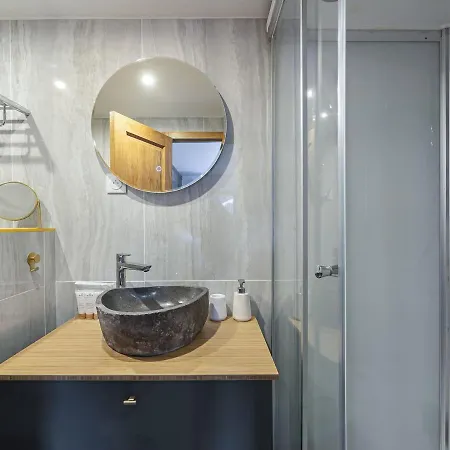 Mitoyen 4 A Moriond - Fr-1-563-104 木屋