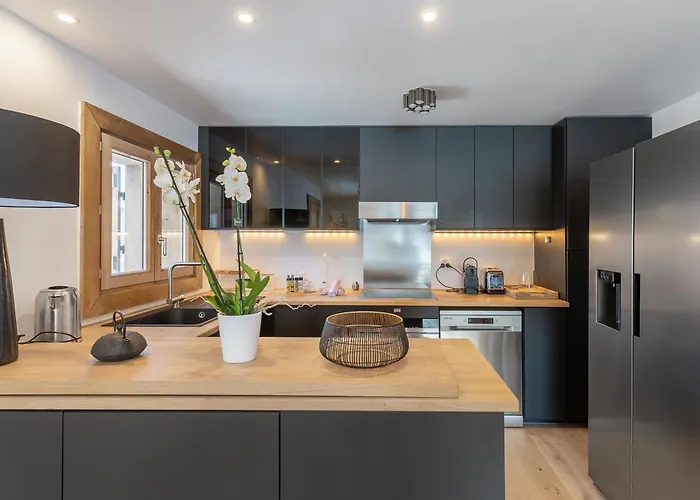 Mitoyen 4 A Moriond - Fr-1-563-104 *